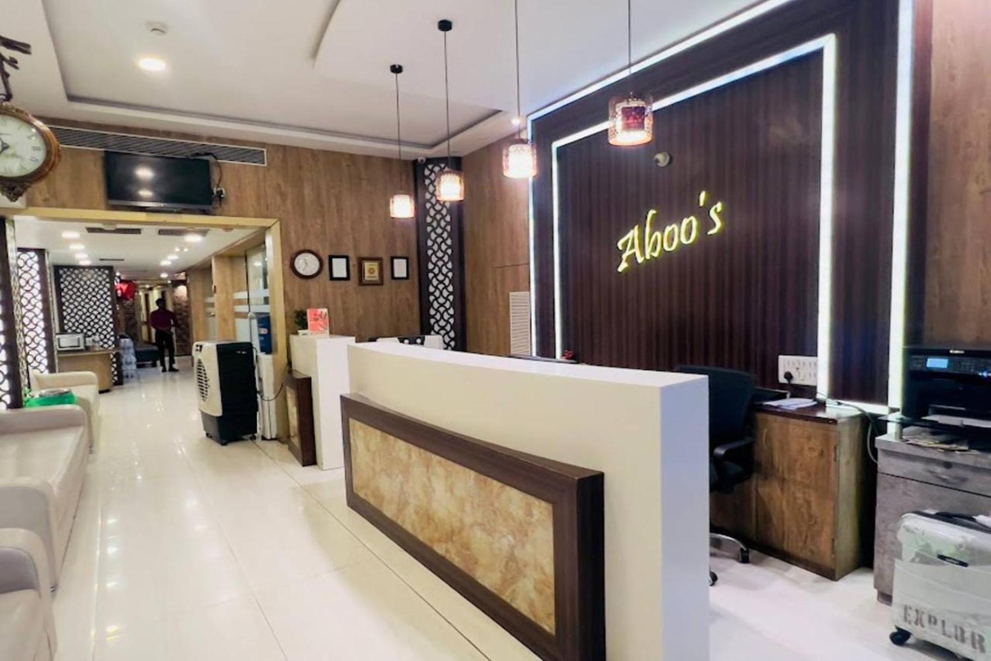 Hotel Concord Galaxy Мумбай Екстериор снимка