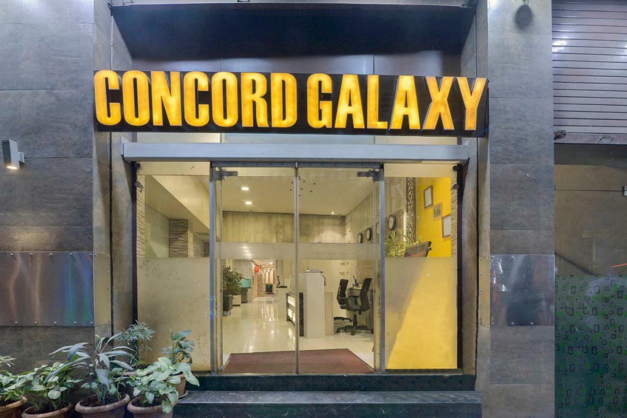 Hotel Concord Galaxy Мумбай Екстериор снимка