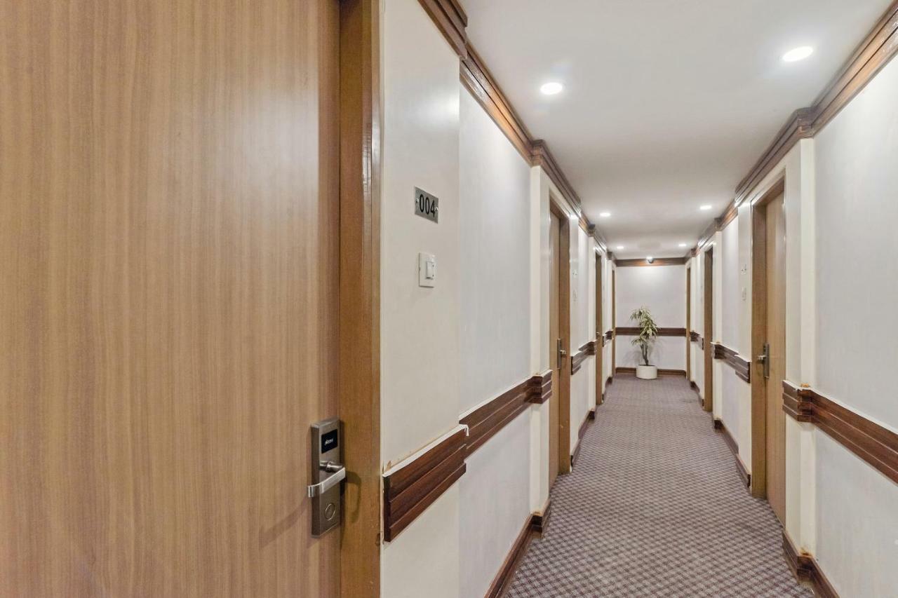 Hotel Concord Galaxy Мумбай Екстериор снимка