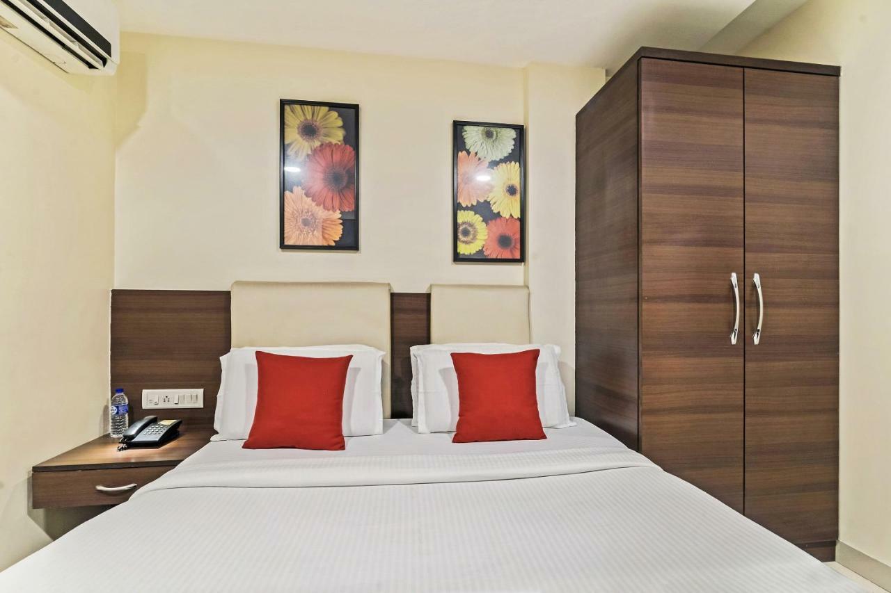 Hotel Concord Galaxy Мумбай Екстериор снимка
