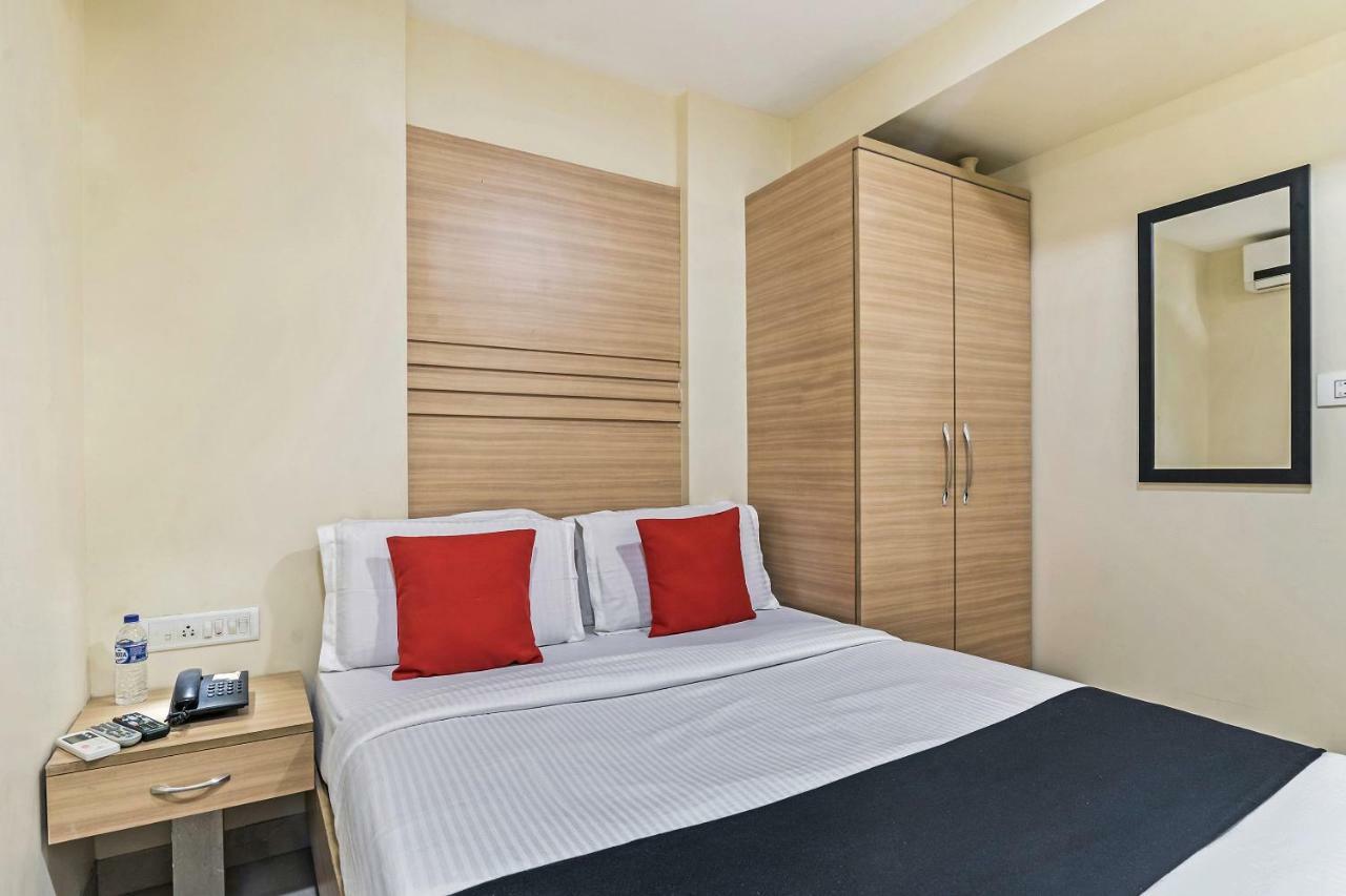 Hotel Concord Galaxy Мумбай Екстериор снимка