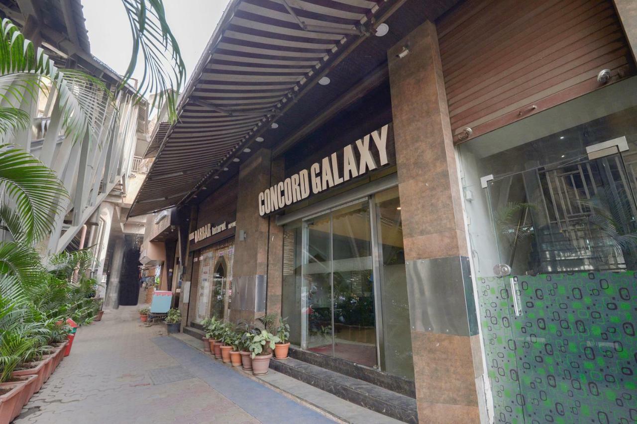 Hotel Concord Galaxy Мумбай Екстериор снимка